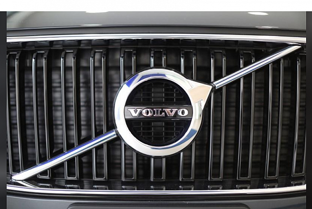 1645