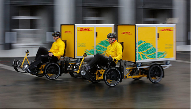 2017-03-03 11 39 32-DHL testet elektrifizierte Lastenfahrräder mit Containerboxen in Frankfurt - eco