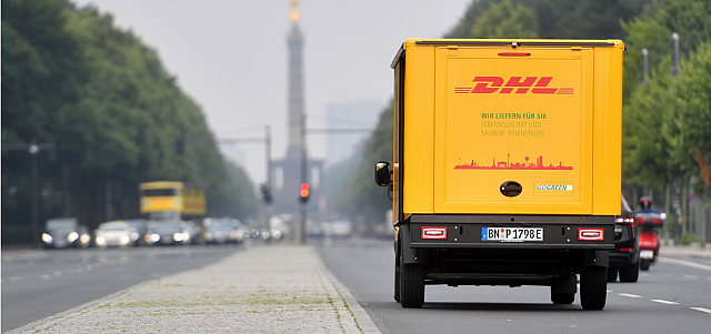 2017-07-28 17 21 47-Die Modernisierung der Logistik DHL entwickelt E-Lieferwagen