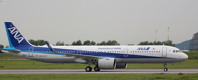 2017-09-04 06 23 36-A321-271N, All Nippon Airways, D-AVXR, JA131A (MSN 7839) - First A321neo for All