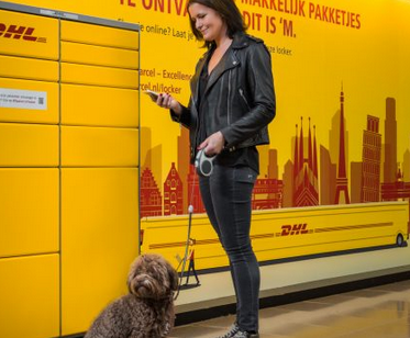 2017-10-27 15 18 29-DHL test compacte kluiswand voor pakketten - Emerce