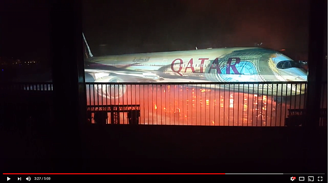 2018-04-11 11 22 54-Entrega Qatar Airways A350 1000 espectaculo - YouTube