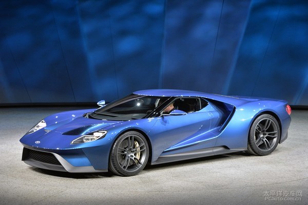 5779339 07-ford-gt-concept-detroit-1 thumb