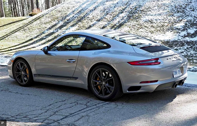 Carrera T