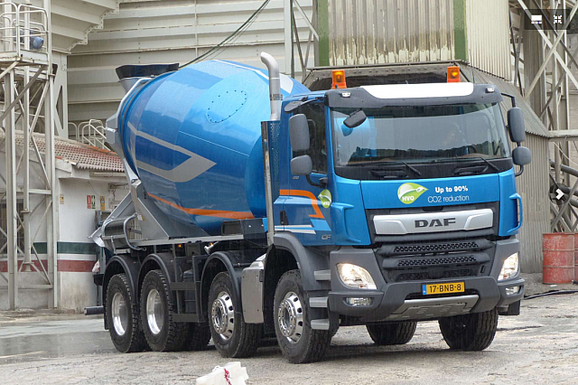 FireShot Capture 581 - Bau-Lkw Künftig mehr Auswahl bei DAF - Bau-Lkw Fotostrecke - LOGISTR - logistra.de