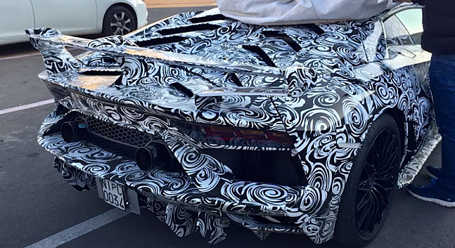 LAMBO011