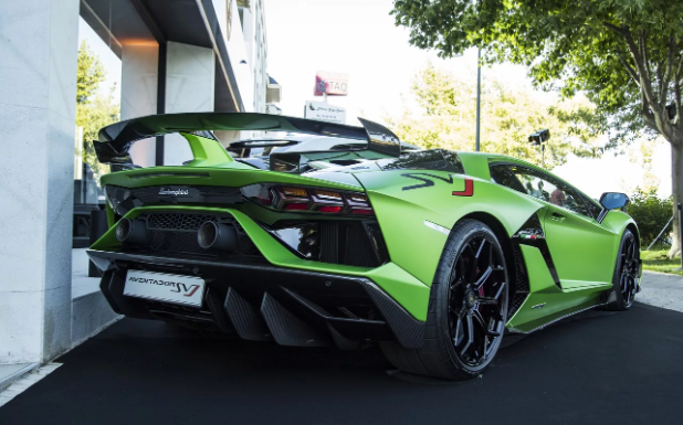 LAMBO02