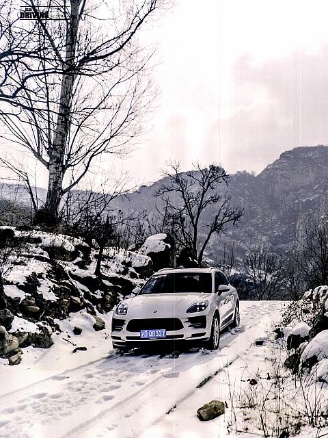 Pages from 201904 China Auto Pictorial 中国汽车画报 56-61 Page 1